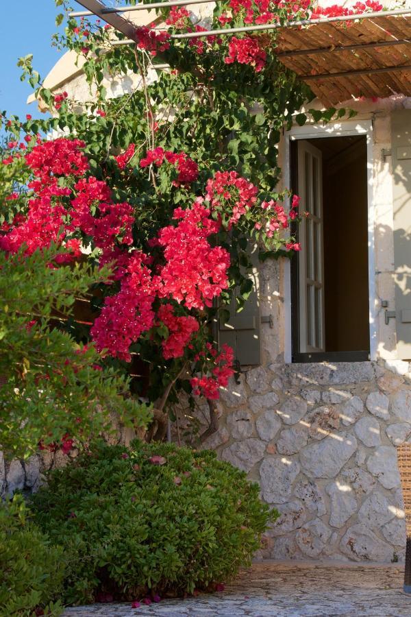 Stone Cottages Khalikeri Exterior photo